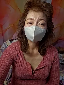 Snapshot of URAN429 chatting on 02/17/26, 04:54 URAN429 online show from 02/17/26, 04:54