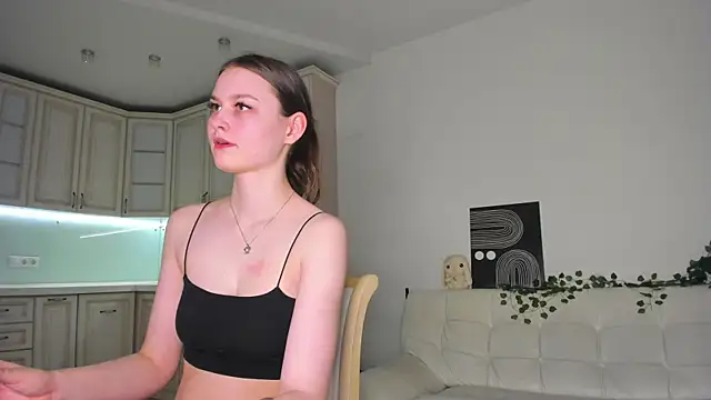 pink banny online show from 04/14/26, 08:14