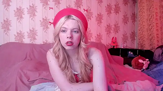 Cutie Bambi online show from 02/24/26, 11:00