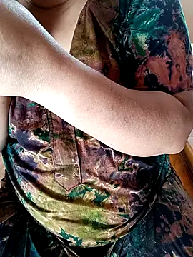 Snapshot of silk_rose05 chatting on 03/26/26, 07:50 silk rose05 online show from 03/26/26, 07:50