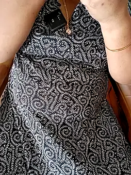 Snapshot of silk_rose05 chatting on 03/30/26, 08:27 silk rose05 online show from 03/30/26, 08:27