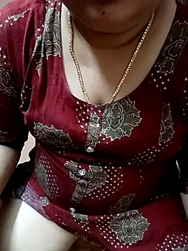 Snapshot of silk_rose05 chatting on 03/23/26, 04:51 silk rose05 online show from 03/23/26, 04:51