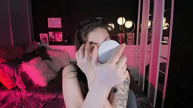 Maykinkya online show from 03/11/26, 02:00