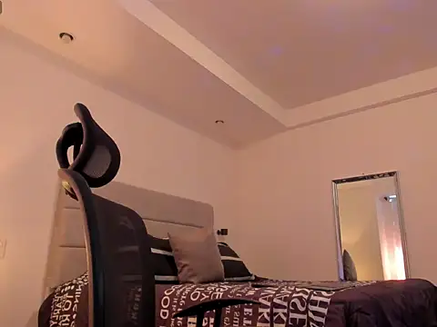 Snapshot of chris_morgan7 chatting on 02/25/26, 02:17 chris morgan7 online show from 02/25/26, 02:17