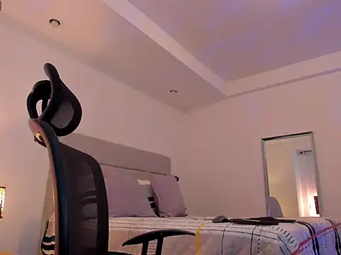 Snapshot of chris_morgan7 chatting on 02/11/26, 11:15 chris morgan7 online show from 02/11/26, 11:15