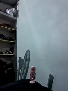 sexykajol2001 online show from 04/15/26, 07:40