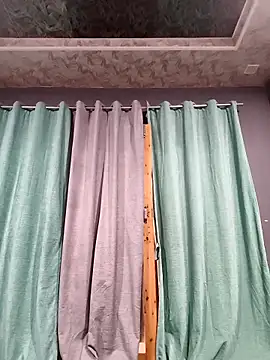 newtube0 online show from 02/02/26, 02:27