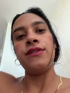 LunaHeat online show from 04/08/26, 05:03