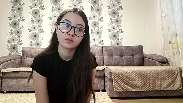 ZyntraLoom online show from 02/08/26, 01:20