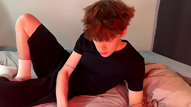 Snapshot of Kevin_bucks chatting on 02/23/26, 01:44 Kevin bucks online show from 02/23/26, 01:44