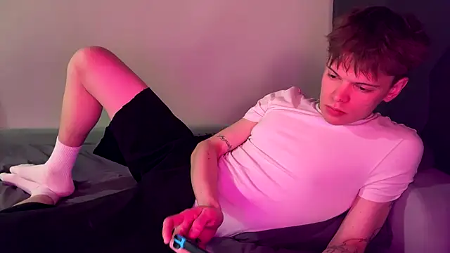 Kevin bucks online show from 03/03/26, 02:35