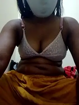 Snapshot of Toma7890 chatting on 02/23/26, 04:40 Toma7890 online show from 02/23/26, 04:40