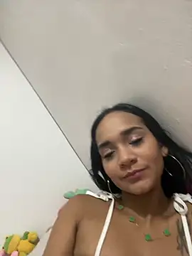 Maria x Alejandra online show from 03/28/26, 10:22