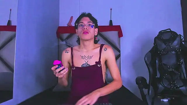 Bennet-Gray online show from 02/25/26, 04:12