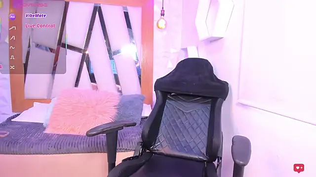 Snapshot of Bella_Miller1_ chatting on 02/23/26, 06:08 Bella Miller1 online show from 02/23/26, 06:08