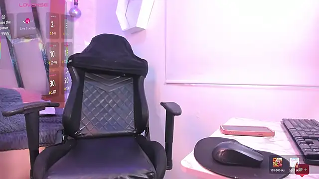 Snapshot of Bella_Miller1_ chatting on 02/25/26, 05:46 Bella Miller1 online show from 02/25/26, 05:46