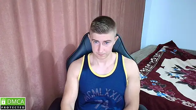 Snapshot of TodMusclePower9 chatting on 06/15/26, 04:56 TodMusclePower9 online show from 06/15/26, 04:56