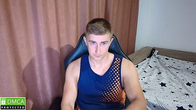 Snapshot of TodMusclePower9 chatting on 05/10/26, 05:04 TodMusclePower9 online show from 05/10/26, 05:04
