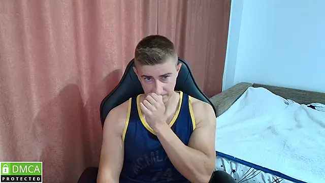 Snapshot of TodMusclePower9 chatting on 06/19/26, 06:52 TodMusclePower9 online show from 06/19/26, 06:52