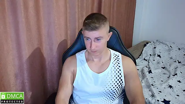 Snapshot of TodMusclePower9 chatting on 05/14/26, 12:13 TodMusclePower9 online show from 05/14/26, 12:13