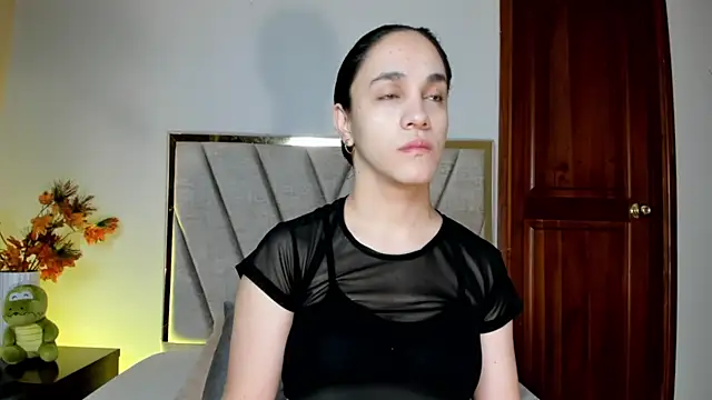 Snapshot of CelesteQueeen chatting on 06/16/26, 12:16 CelesteQueeen online show from 06/16/26, 12:16