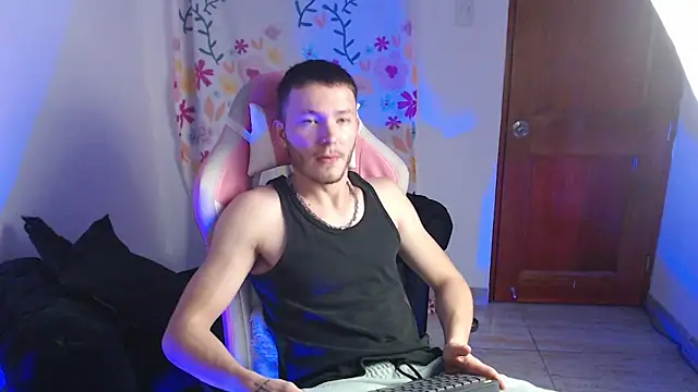 Ariana Esteban07 online show from 03/01/26, 01:27