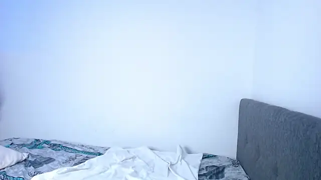 Ariana Esteban07 online show from 02/06/26, 10:33