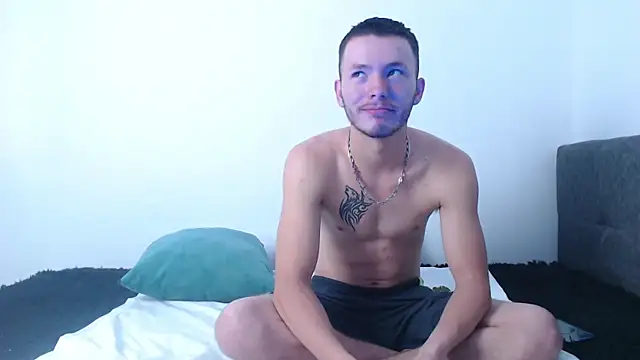 Ariana Esteban07 online show from 02/11/26, 10:48