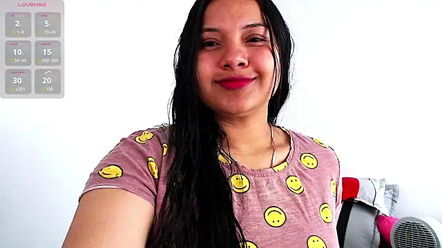 Snapshot of emily-rousee- chatting on 03/02/26, 02:35 emily-rousee- online show from 03/02/26, 02:35