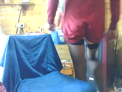 Snapshot of Luanatrav1 chatting on 03/13/26, 12:32 Luanatrav1 online show from 03/13/26, 12:32