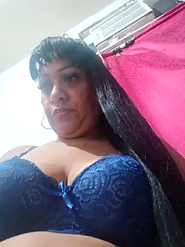 Snapshot of SabrinaColin chatting on 05/23/26, 05:17 SabrinaColin online show from 05/23/26, 05:17