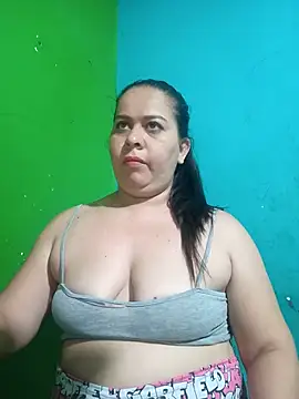 Snapshot of Diana_006 chatting on 02/26/26, 02:11 Diana 006 online show from 02/26/26, 02:11