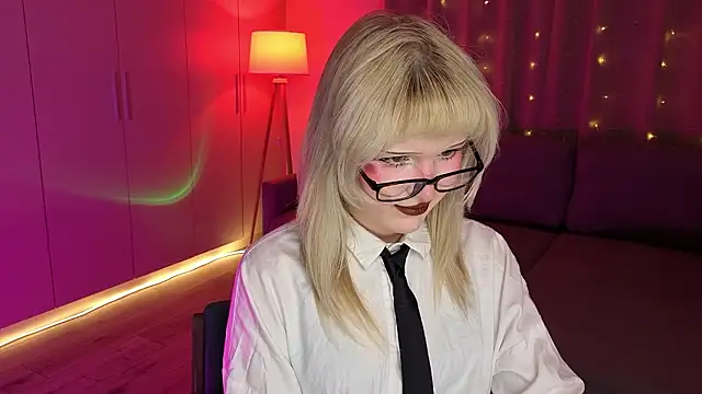 Mary Piersen online show from 03/04/26, 11:34