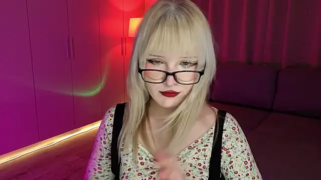 Mary Piersen online show from 03/07/26, 01:01