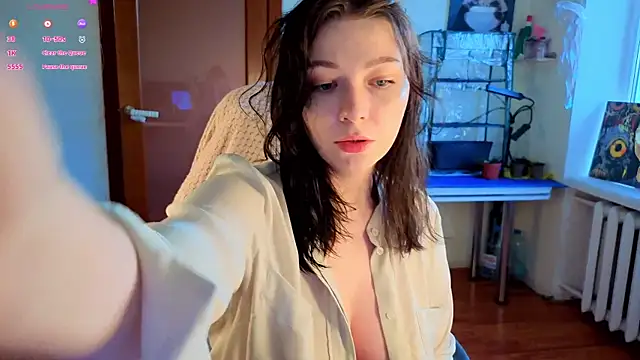 Doll lira online show from 02/14/26, 01:55