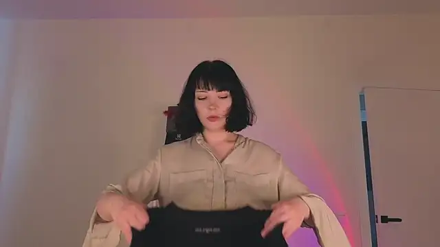 Doll lira online show from 06/04/26, 01:27