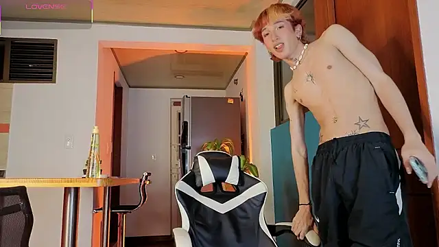 golden twink  online show from 02/10/26, 06:23