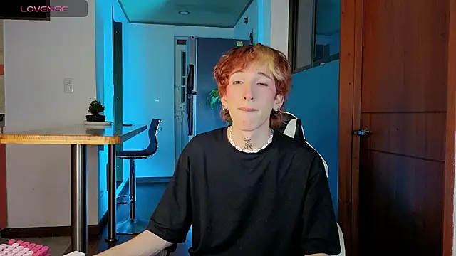 golden twink  online show from 02/11/26, 06:35