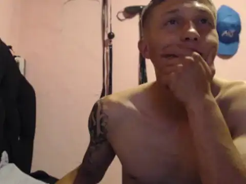 Snapshot of Cronos_Hot_8 chatting on 01/31/26, 08:51 Cronos Hot 8 online show from 01/31/26, 08:51