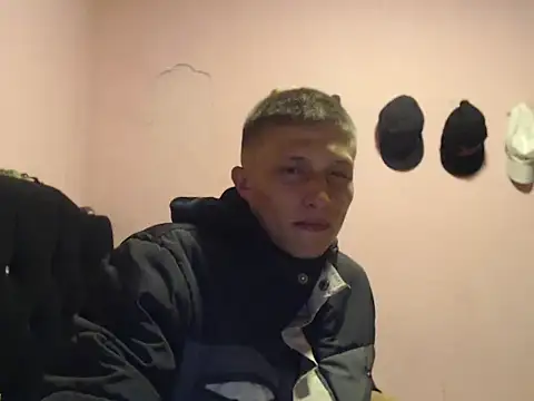 Snapshot of Cronos_Hot_8 chatting on 02/23/26, 06:19 Cronos Hot 8 online show from 02/23/26, 06:19