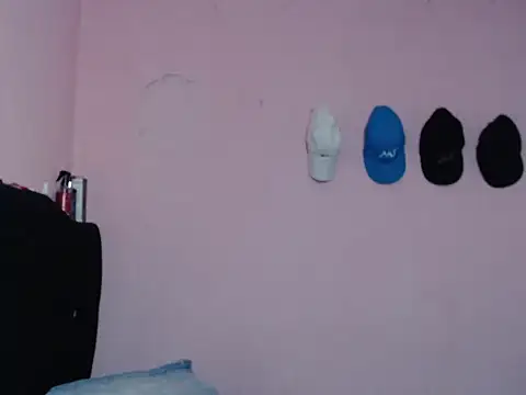 Snapshot of Cronos_Hot_8 chatting on 02/13/26, 12:38 Cronos Hot 8 online show from 02/13/26, 12:38