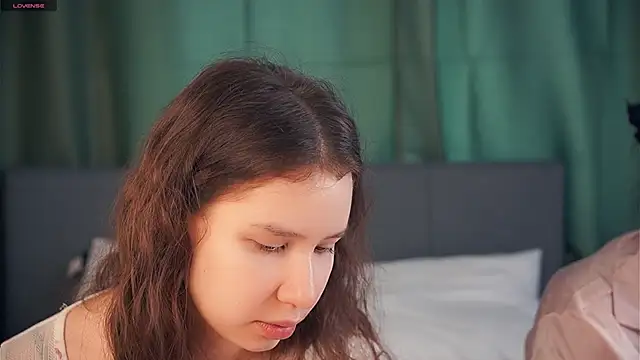 ZofiaSoshnik online show from 02/24/26, 06:47