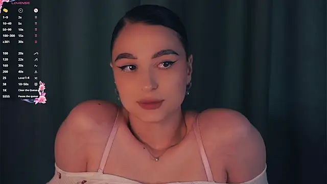 ZofiaSoshnik online show from 04/04/26, 07:37