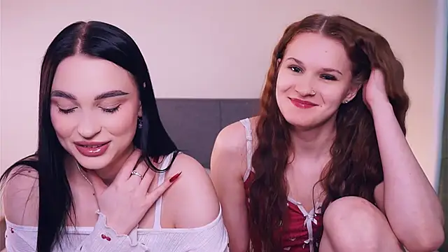 ZofiaSoshnik online show from 04/12/26, 07:22