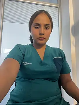 Snapshot of Noa_Harper- chatting on 02/25/26, 09:25 Noa Harper- online show from 02/25/26, 09:25