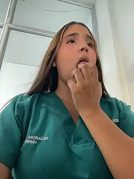 Snapshot of Noa_Harper- chatting on 04/02/26, 10:27 Noa Harper- online show from 04/02/26, 10:27