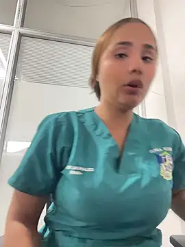 Snapshot of Noa_Harper- chatting on 02/15/26, 09:03 Noa Harper- online show from 02/15/26, 09:03