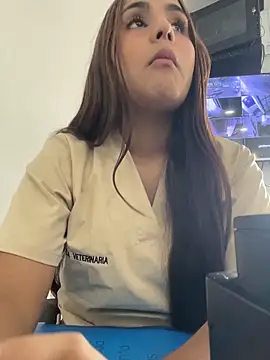 Snapshot of Noa_Harper- chatting on 03/07/26, 08:58 Noa Harper- online show from 03/07/26, 08:58