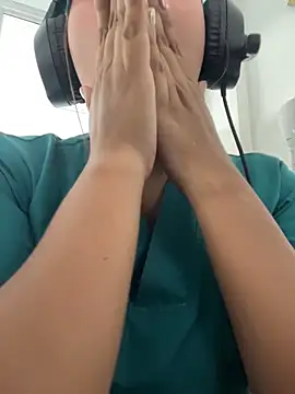 Snapshot of Noa_Harper- chatting on 04/09/26, 08:59 Noa Harper- online show from 04/09/26, 08:59