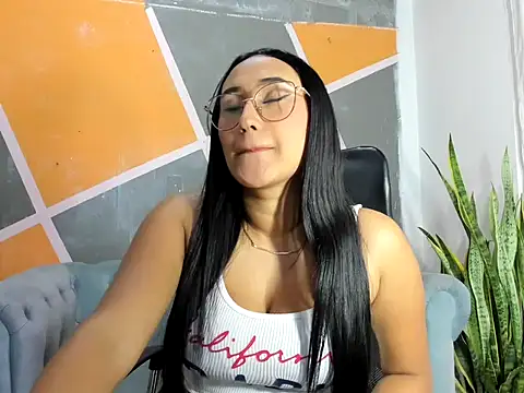 camila wood online show from 02/01/26, 11:14